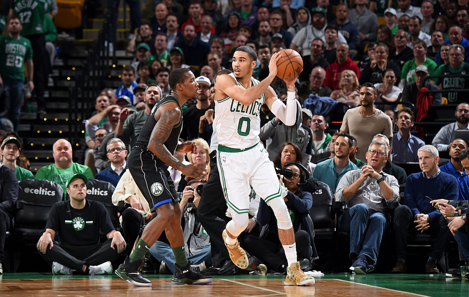 乐鱼体育网站入口-江苏队完胜青岛队，欧文刷新纪录的简单介绍